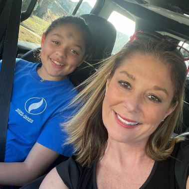 Mia Randall with her mother Randi Mahomes
